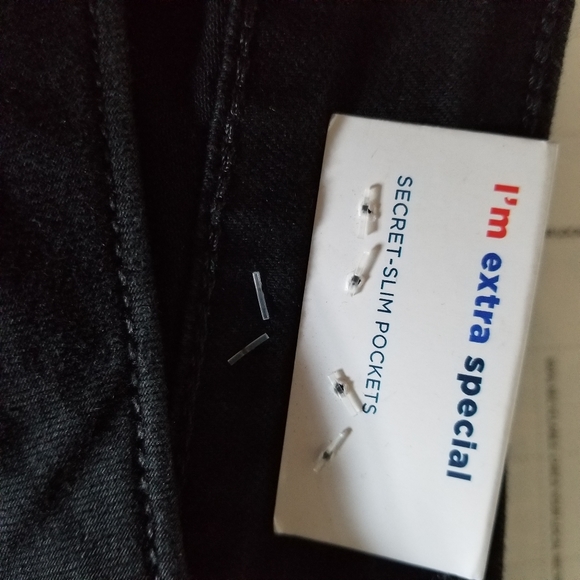 Pants old Navy size 28 womens Rockstar highrise skinny distressed - Picture 11 of 11